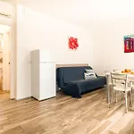 Apartment Mami Sunset Village *